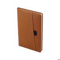 Бележник 14х21 изк.кожа с джоб за GSM и химикалка, св.кафяв, 112 л., шит