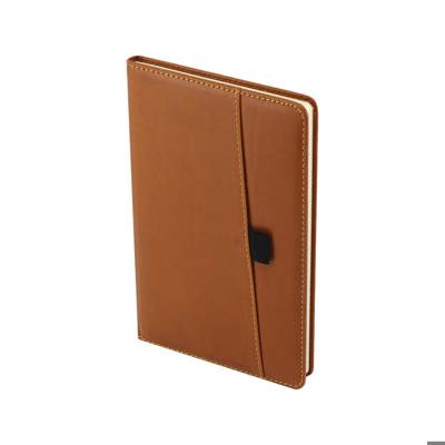 Бележник 14х21 изк.кожа с джоб за GSM и химикалка, св.кафяв, 112 л., шит